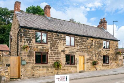 Kilnhurst Road, Hooton Roberts... 3 bed farm house for sale