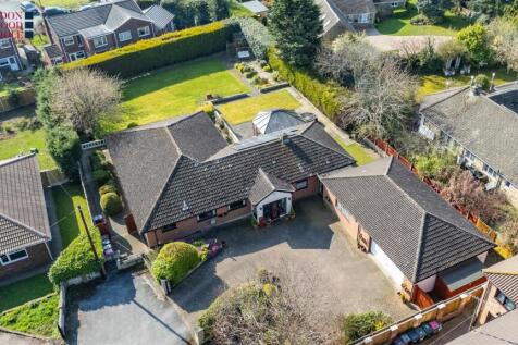 Almond Glade, Wickersley, Rotherham 5 bed bungalow for sale