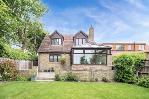 Moat Lane, Wickersley, Rotherham 3 bed detached house for sale