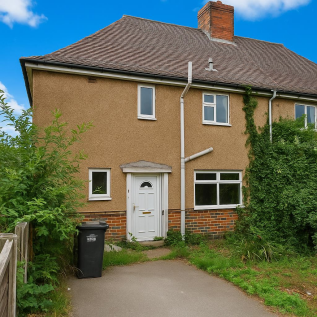 2 bedroom semi-detached house for sale