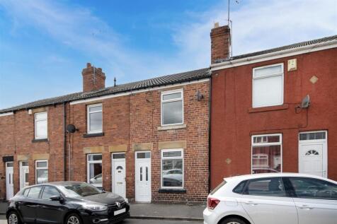 Carlyle Road, Maltby, Rotherham 2 bed terraced house for sale