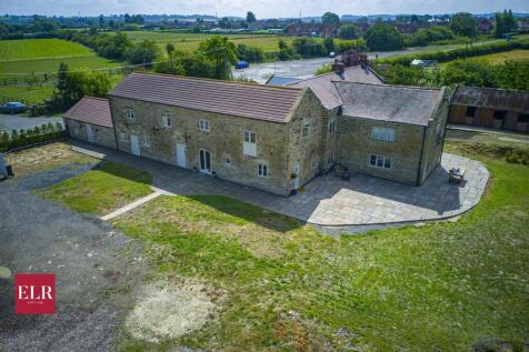 Moor Lane North, Ravenfield, Rotherham 5 bed detached house for sale