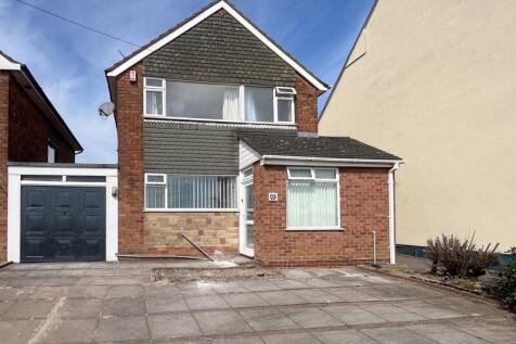 Hospital Road, Burntwood, WS7 0ED 3 bed detached house for sale
