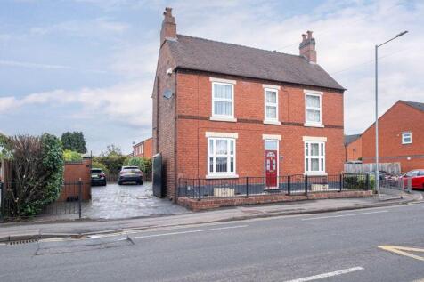 Rugeley Road, Burntwood, WS7 1AG 4 bed property for sale