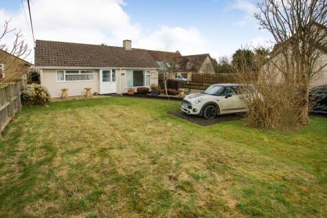 2 bedroom detached bungalow for sale