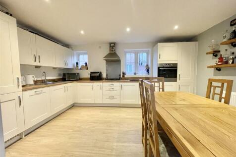 Windlass Drive, South Wigston LE18 4 bed detached house for sale