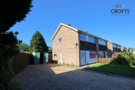 3 bedroom semi-detached house for sale