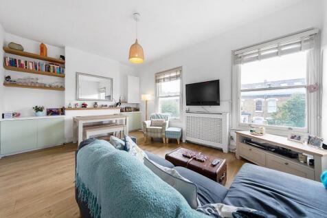 Kellett Road, SW2 3 bed flat for sale