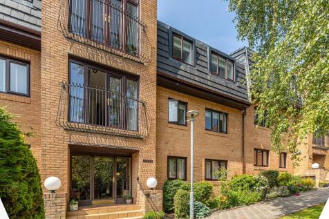 The Beeches, Ayr Road, Newton Mearns... 2 bed apartment for sale
