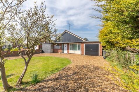 3 bedroom detached bungalow for sale