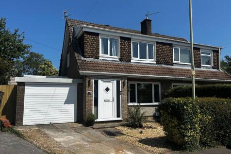 Neyland Close, Tonteg, Pontypridd 3 bed semi
