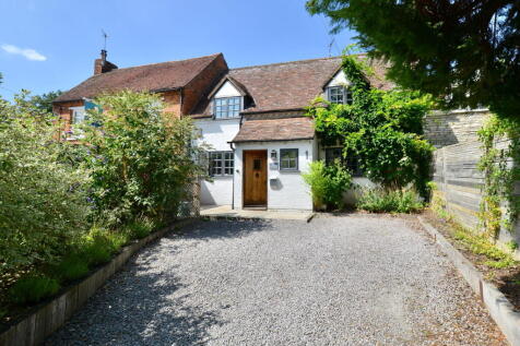 Rune Cottage, High Street... 3 bed semi