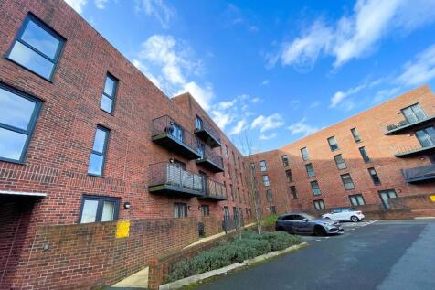 2 bedroom flat for sale