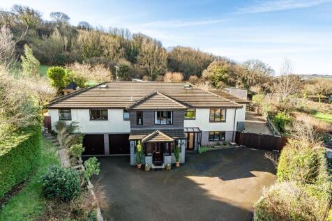 Exeter EX6 5 bed detached house for sale