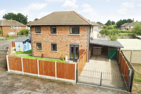 Sherrier Way, Lutterworth 2 bed detached house for sale