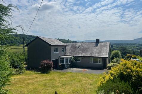 Coedlan, Llanelltyd, Dolgellau LL40 2SU 3 bed bungalow for sale