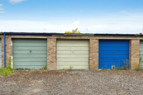 Lawn Farm Estate, Magdelen Close... Garage for sale