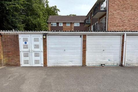 Liebenrood Road, Reading, Berkshire Garage for sale