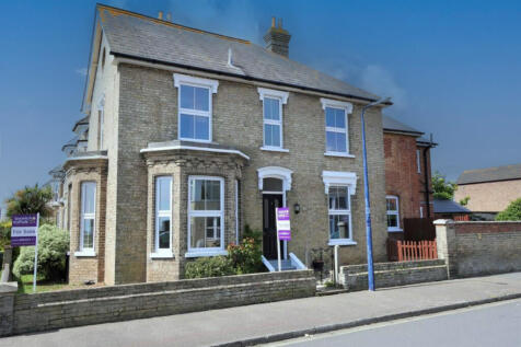 Manor Terrace, Felixstowe 3 bed end of terrace house for sale