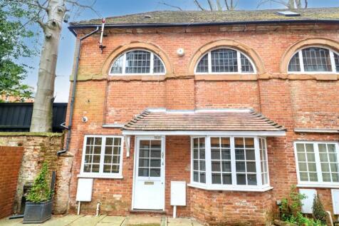 Bridge Street, Kenilworth 2 bed end of terrace house for sale