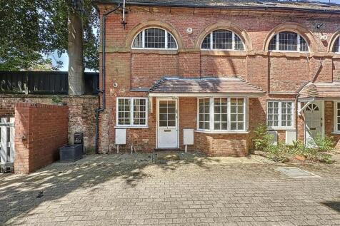 Bridge Street, Kenilworth 2 bed end of terrace house for sale
