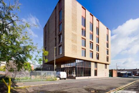Studio flat for sale