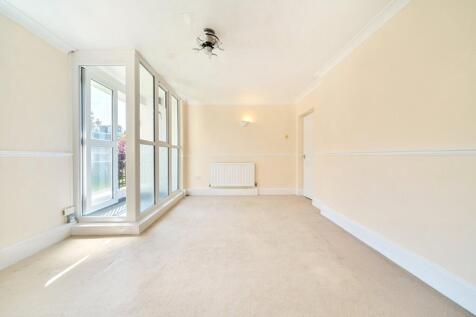 Innes Gardens, London SW15 3 bed apartment for sale