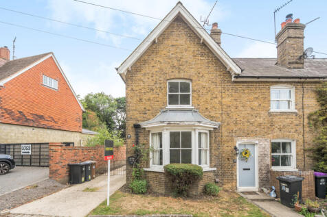 Pye Corner, Harlow CM20 2 bed end of terrace house for sale