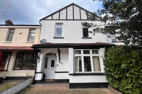 Cranbrook Road, Barkingside, Ilford 3 bed house for sale