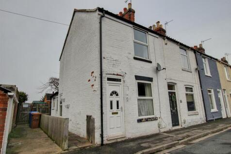 Cherry Tree Terrace, Beverley 2 bed end of terrace house for sale