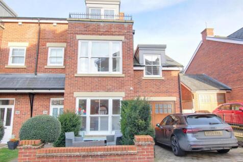 Foley Avenue, Beverley 4 bed house for sale