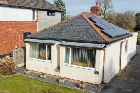 Hull Road, Woodmansey, Beverley 3 bed detached bungalow for sale