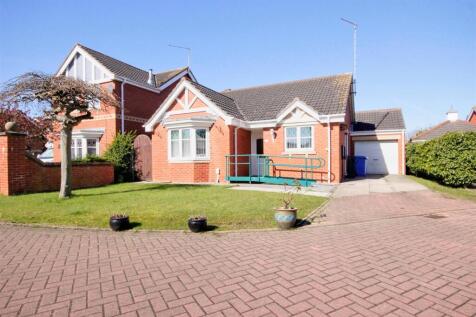 Tadman Close, Beverley 2 bed detached bungalow for sale