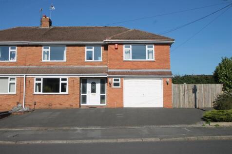 5 bedroom semi-detached house for sale
