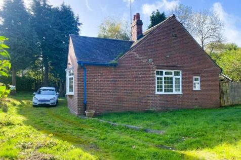 3 bedroom detached bungalow for sale