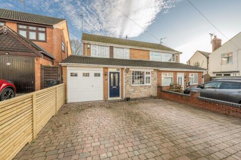 3 bedroom semi-detached house for sale