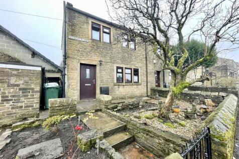 Derwent Place, Bradford BD13 2 bed end of terrace house for sale