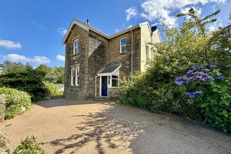 Thornton Road, Bradford BD13 3 bed detached house for sale