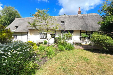 4 bedroom cottage for sale