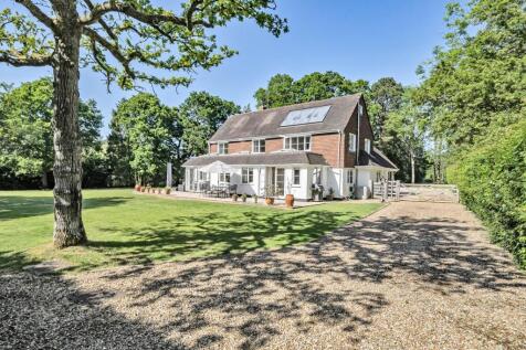 Blacknest Road, Isington, Alton, GU34 5 bed detached house for sale