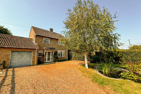 Mill Road, Ashley 3 bed link detached house for sale