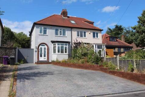Bridgnorth Road, Compton... 3 bed semi