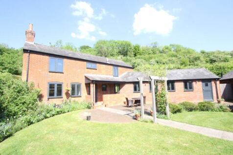 Speen 3 bed detached house for sale