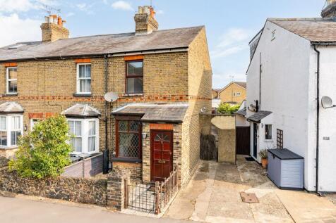 2 bedroom end of terrace house for sale