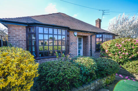 2 bedroom detached bungalow for sale