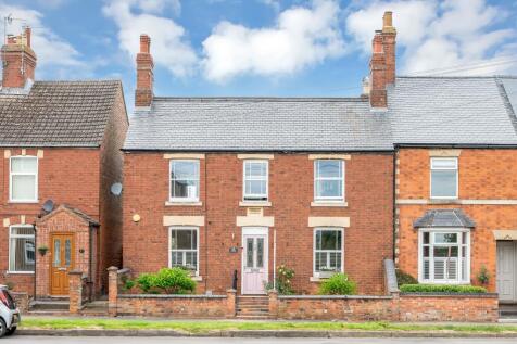 West Road, Oakham 4 bed character property for sale