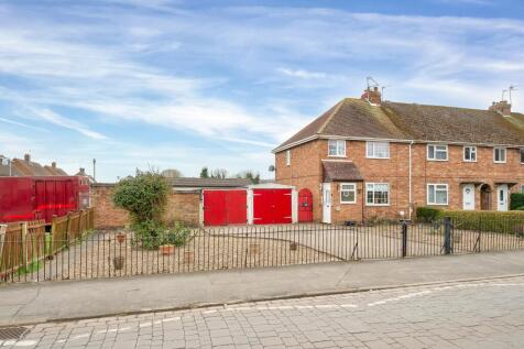 Cold Overton Road, Oakham 3 bed end of terrace house for sale