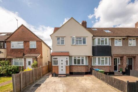 Kingshill Avenue, Worcester Park, KT4 5 bed end of terrace house for sale