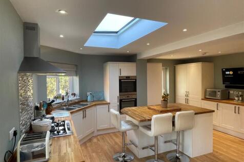 Nelson Close, Rayleigh 5 bed detached house for sale