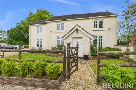 Hartwell Lane, Stone, ST15 5 bed detached house for sale